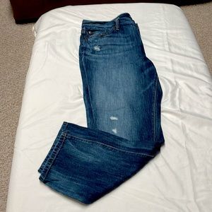 Boyfriend jeans, button fly